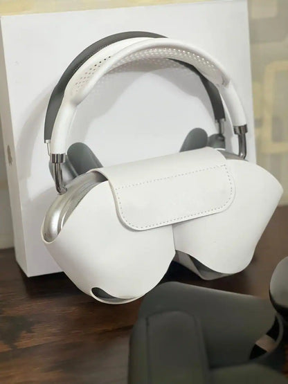 Apple AirPods Max Wireless Over-Ear Headphones. Active Noise Cancelling