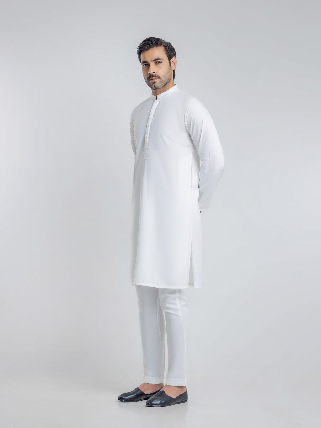 Embroidered Blended Kurta Pajama - EMTKPT6-114